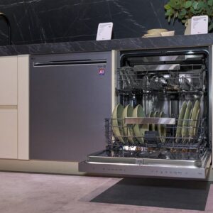 LG Fit & Max Dishwasher (1-Hour Wash & Dry)