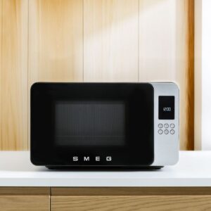 Smeg MOC01 Microwave Oven with Grill (MOC01WHMUK)